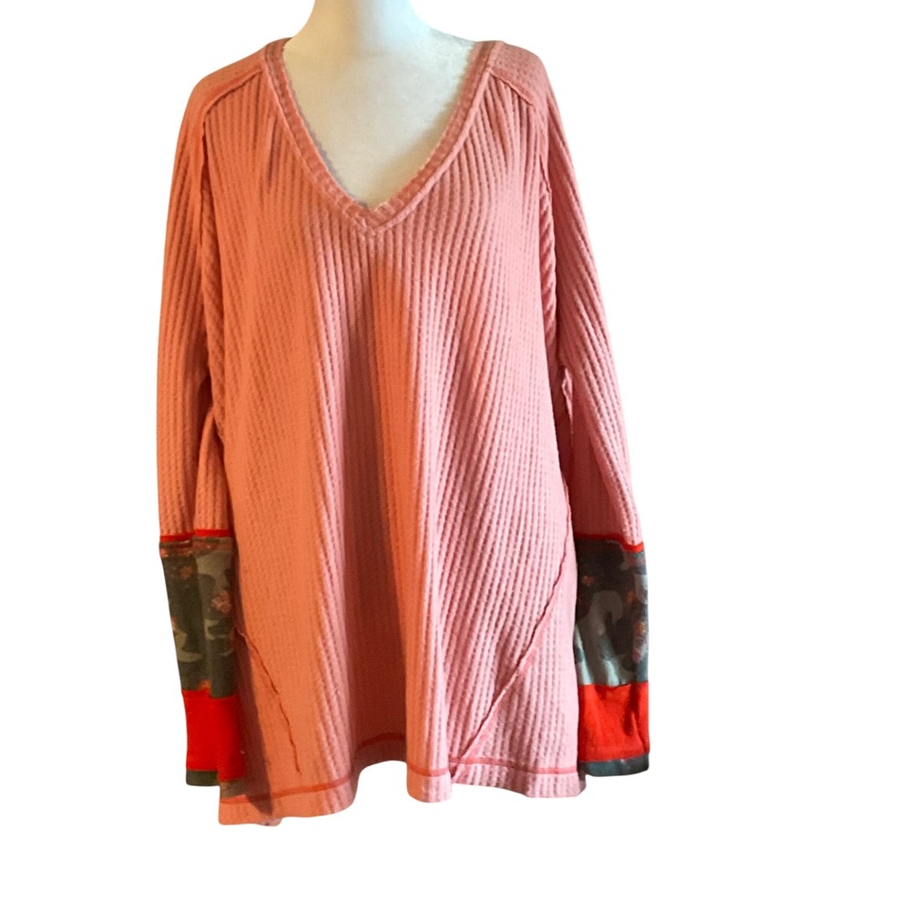We The Free People Lovin Leopard Camo Cuff Waffle Knit Tunic Pink Thermal Top S